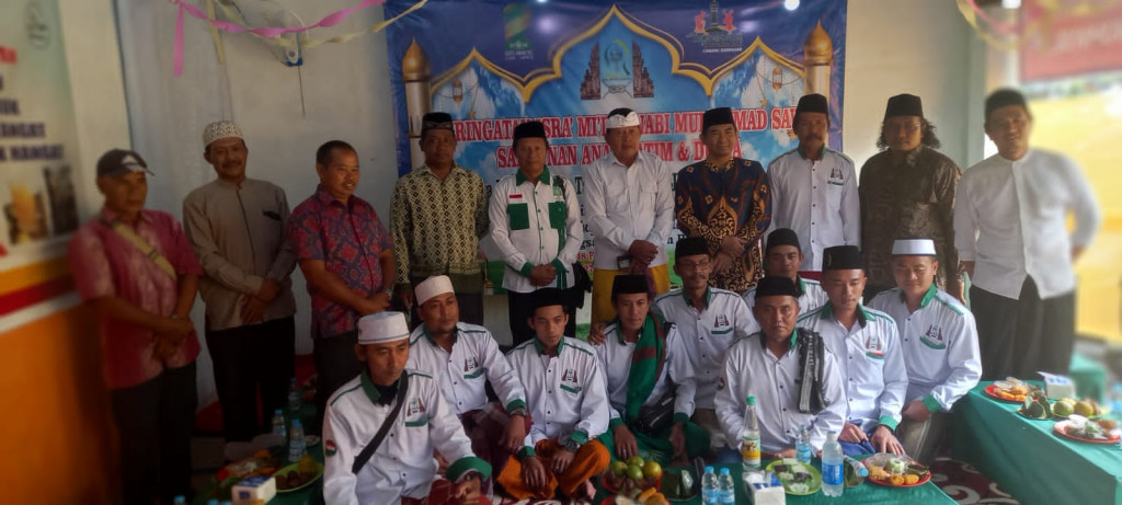 Perbekel Desa Pangsan menghadiri Isro' Mi'roj Nabi Muhamad SAW di wilayah Desa Pangsan