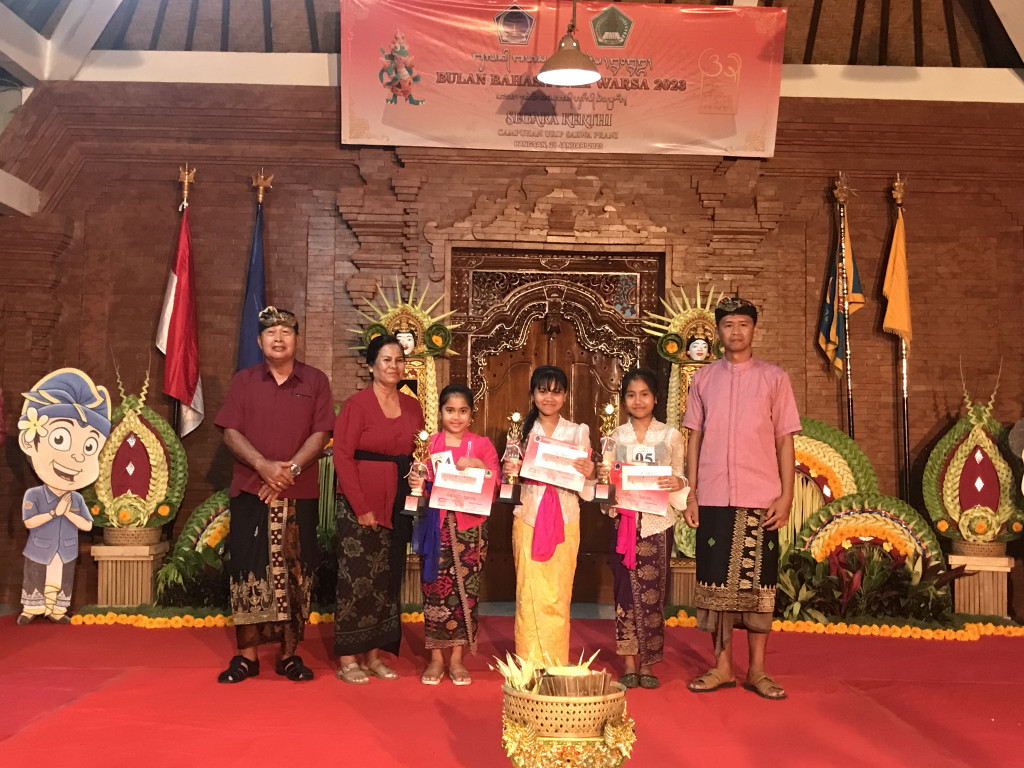 Menjaring Regenerasi melalui Bulan Bahasa Bali