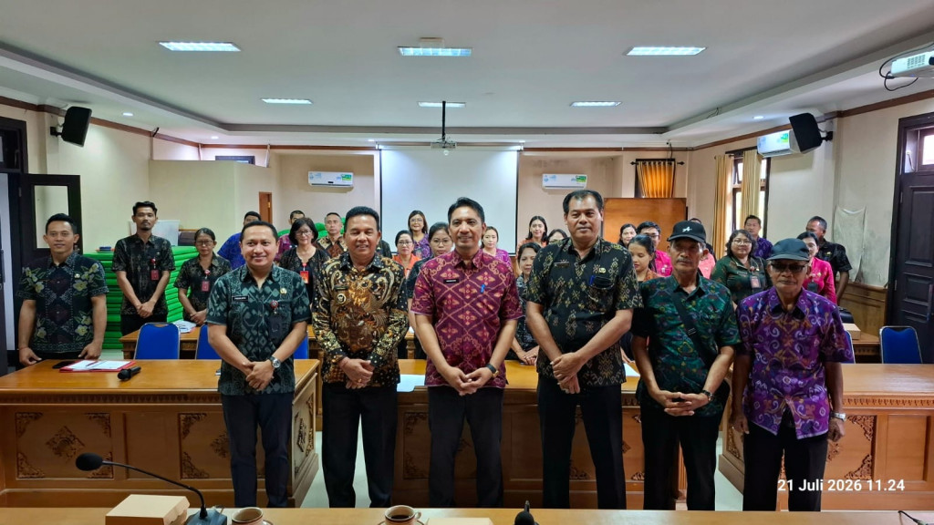 Pembinaan dan Pengawasan Penyelenggaraan Administrasi Desa