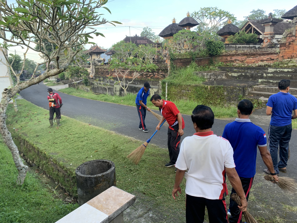Kegiatan Gotong Royong di Wilayah Desa Selat