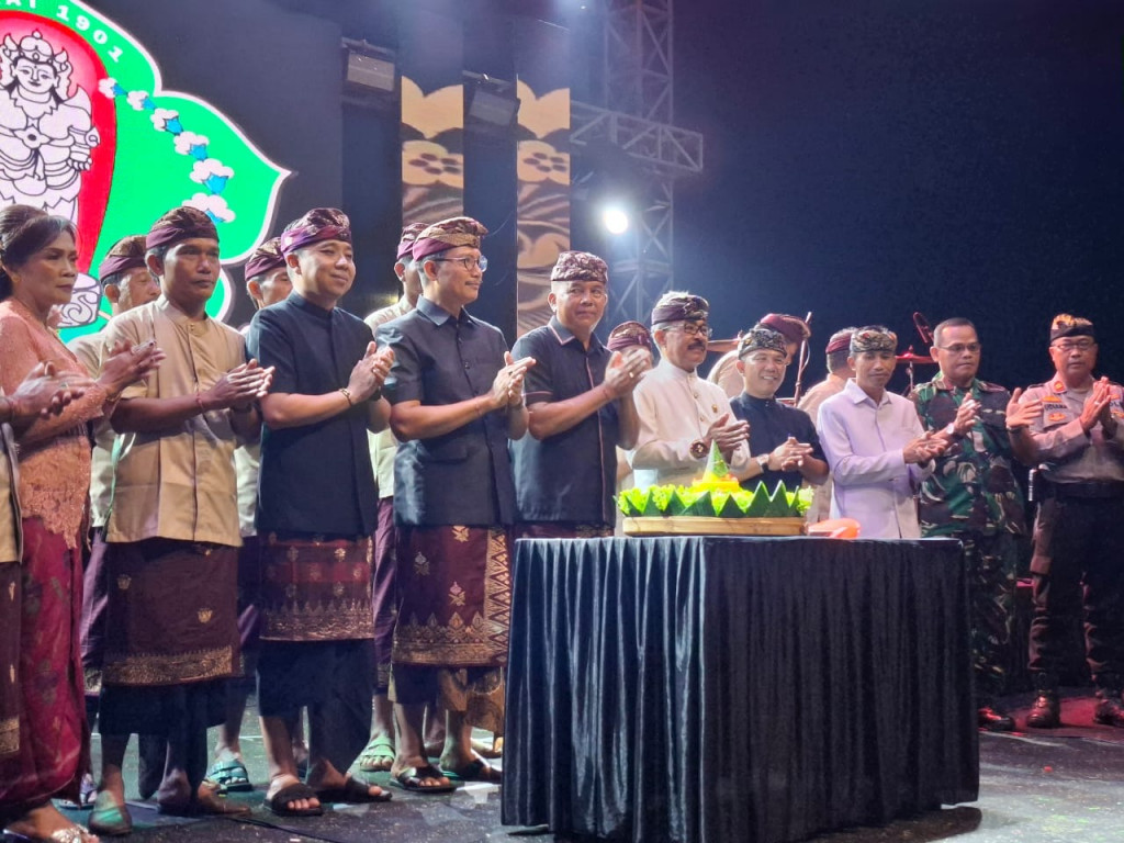 Perayaan Hari Ulang Tahun Desa Selat yang Ke 23