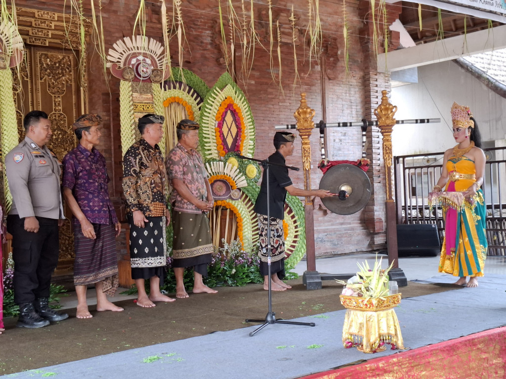 Perayaan Bulan Bahasa Bali VII Tahun 2025 di Desa Selat