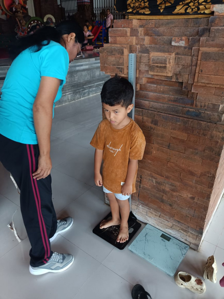 Pelaksanaan Posyandu Balita Banjar Dangin Bingin -  09 Desember 2025