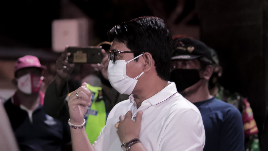 Monitoring Sekda Badung dalam Pelaksanaan PPKM Darurat di Desa Sibangkaja