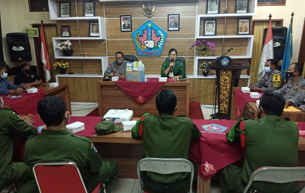 Pembinaan Satuan Perlindungan Masyarakat (Satlinmas) Desa Sibangkaja