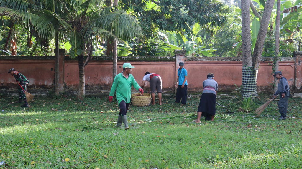 Bulan Bakti Gotong Royong