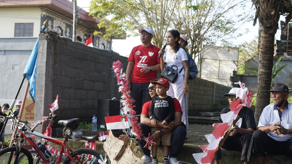 Acara Jalan Santai Desa Tumbak Bayuh