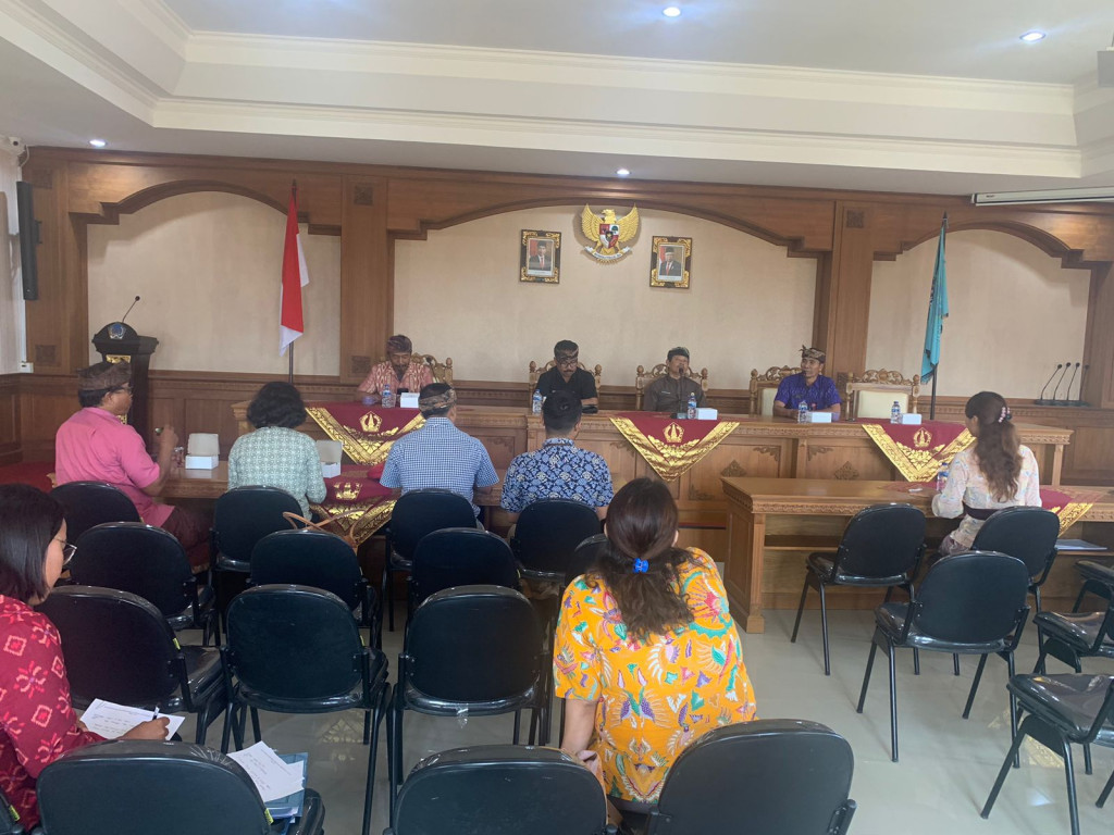 Pembinaan Administrasi BUMDesa Tumbak Bayuh