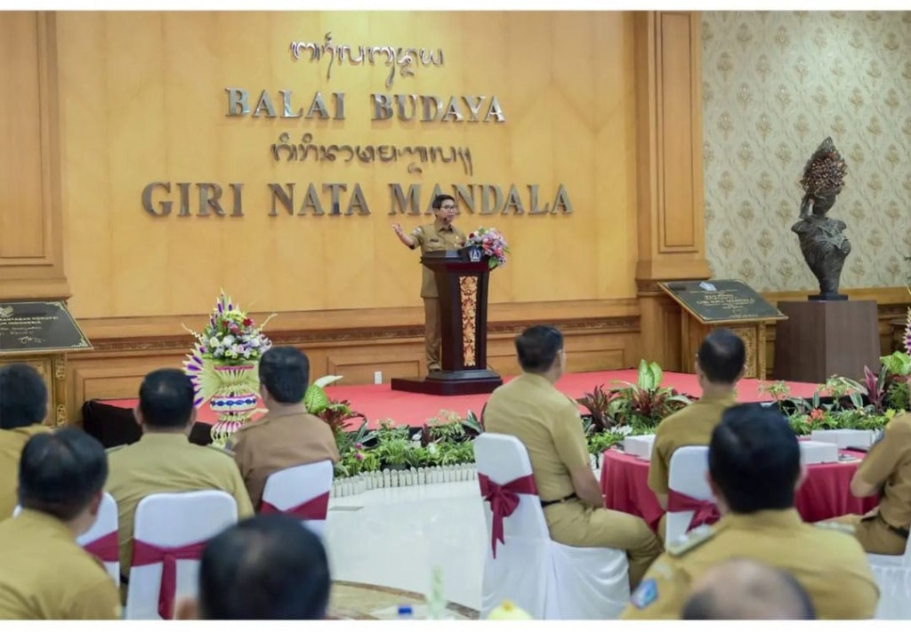Penyerahan 2000 NIB dan Peluncuran 1 Unit Mobil Layanan Perijinan Keliling Kabupaten Badung