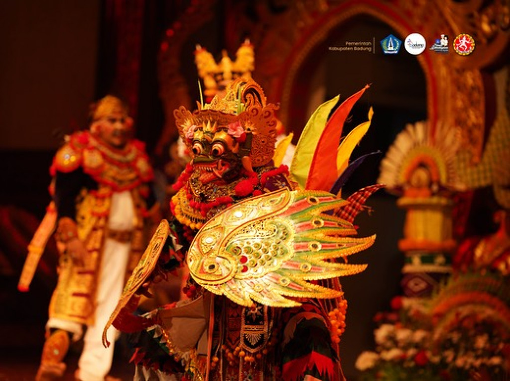 Pagelaran “Prembon Penyalonarangan” Duta Kabupaten Badung.