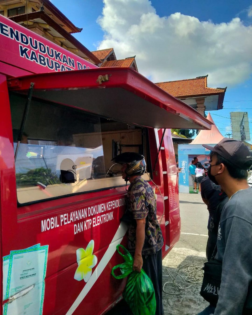 GO-LAYING Pasar Beringkit