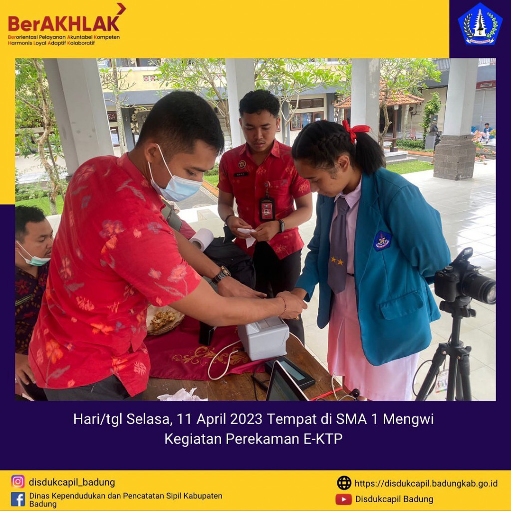 Kegiatan Perekaman E-KTP di SMA 1 Mengwi