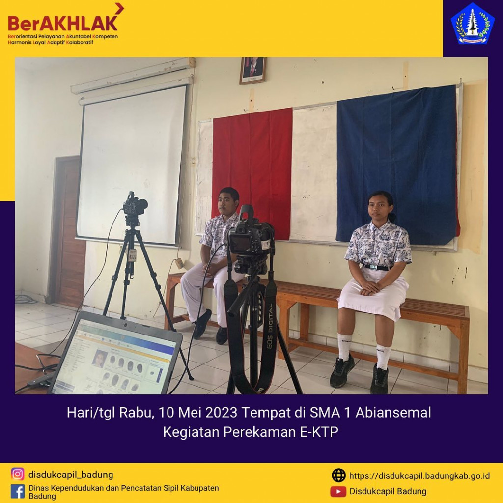 Kegiatan Perekaman E-KTP di SMA 1 Abiansemal