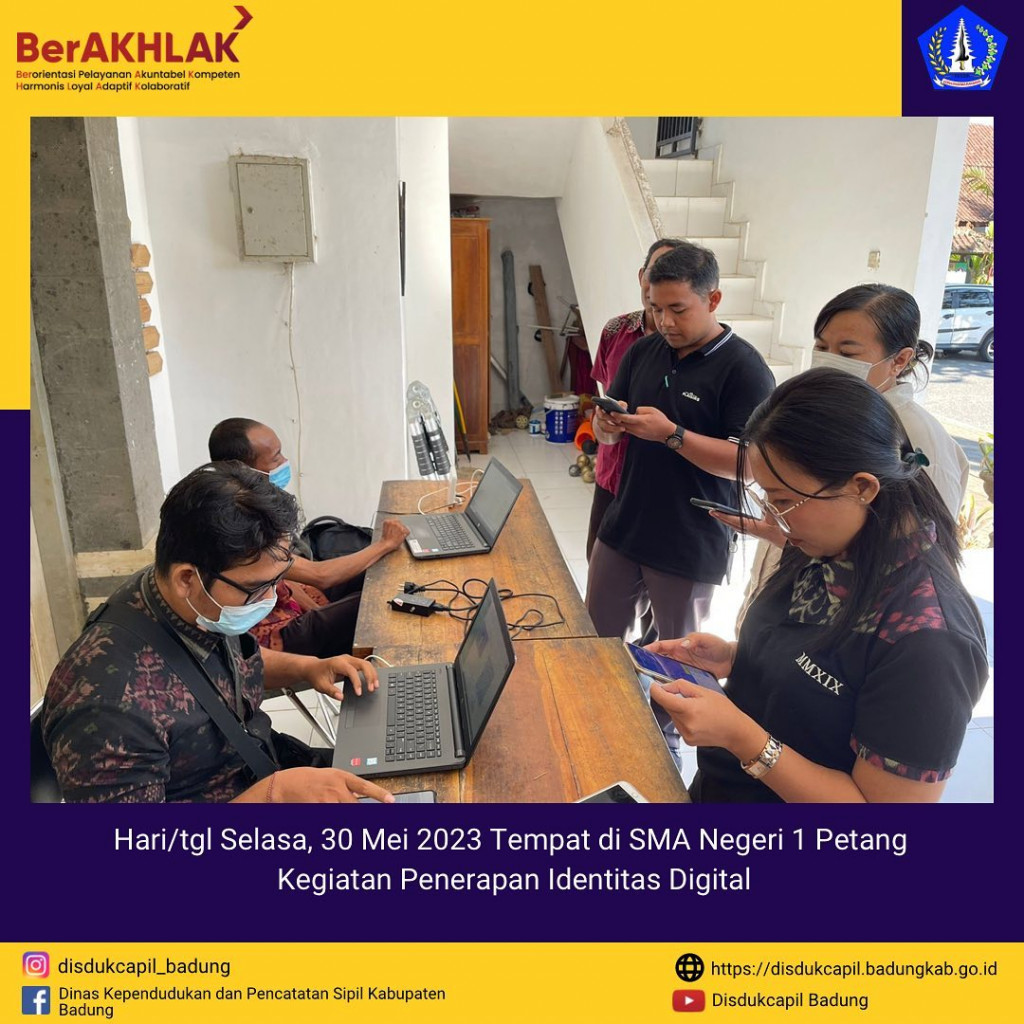 Kegiatan Penerapan Identitas Digital di SMA Negeri 1 Petang