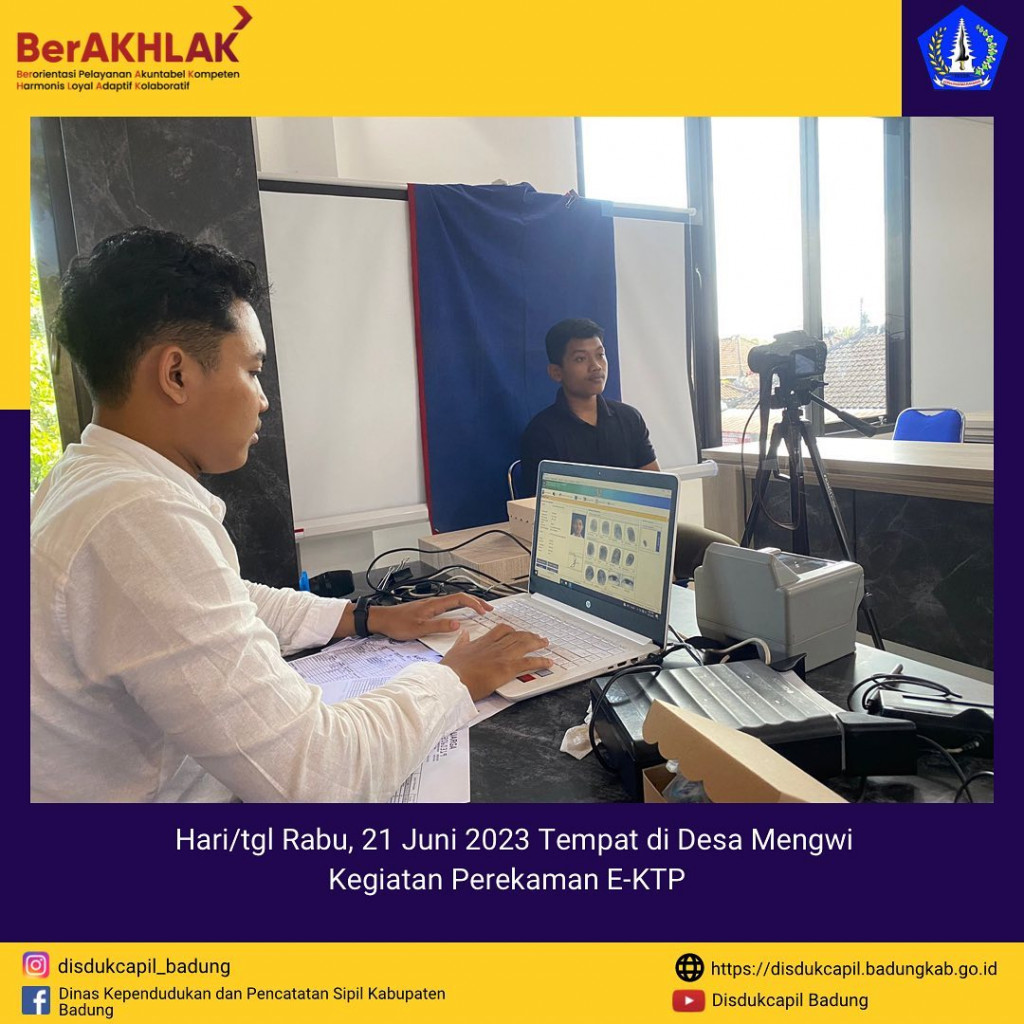 Tim Go Laying Adminduk Melaksanakan Jemput Bola Perekaman E-KTP di Desa Mengwi