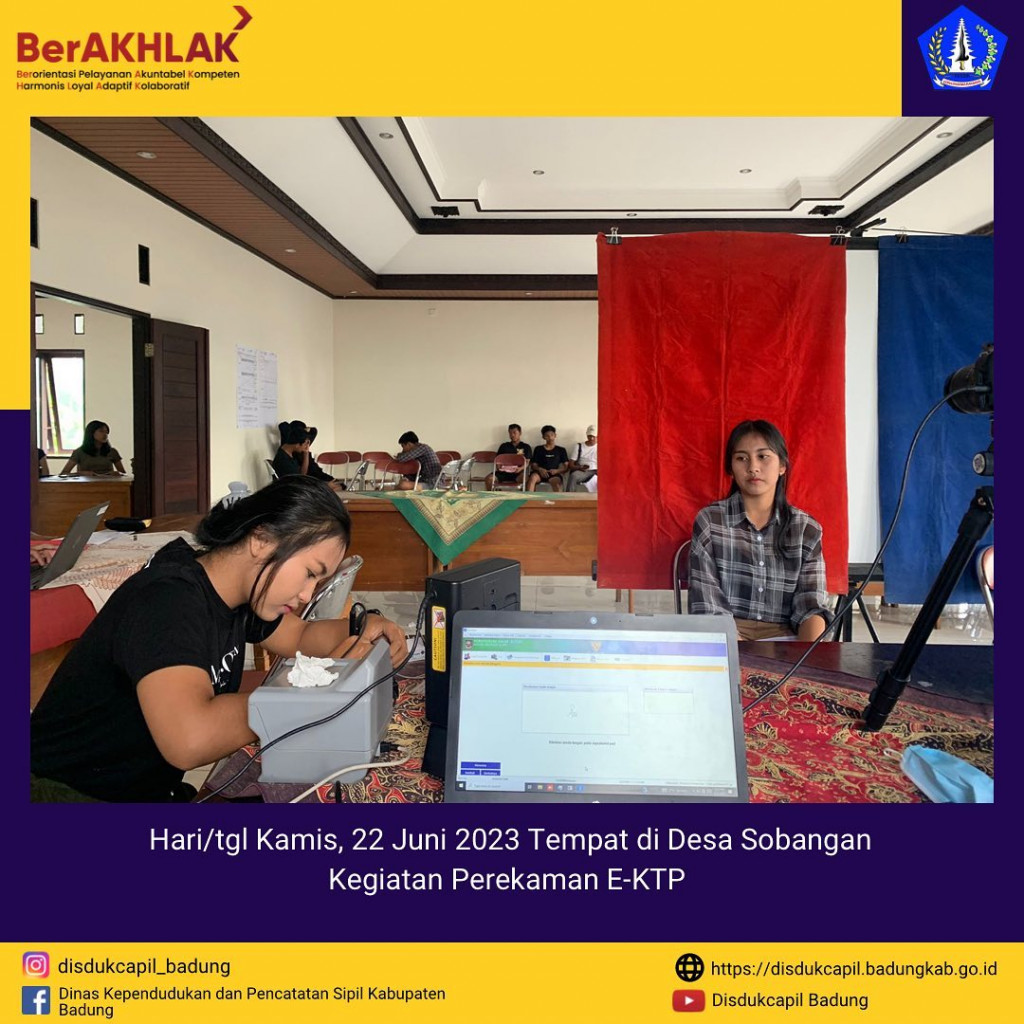 Tim Go Laying Adminduk Melaksanakan Jemput Perekaman E-KTP di Desa Sobangan