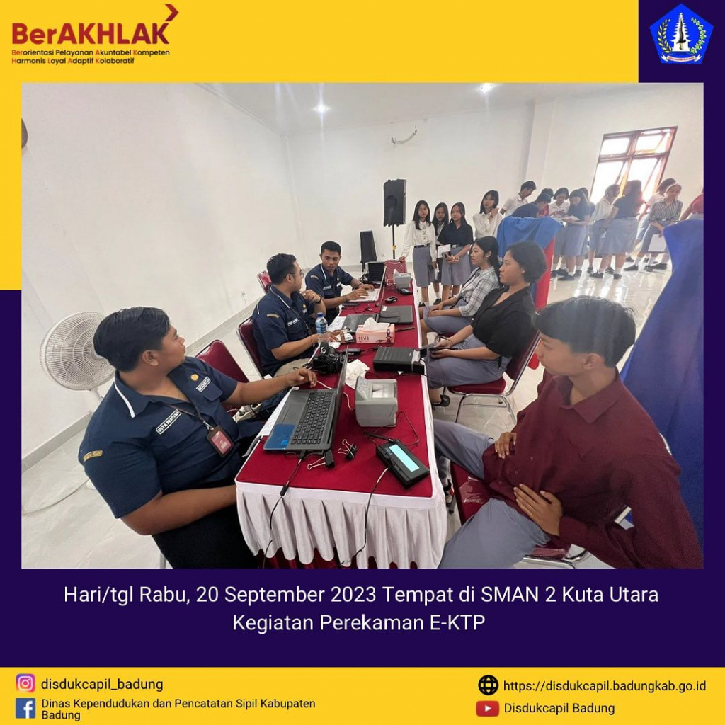 Tim Go Laying Adminduk Melaksanakan Jemput Bola Perekaman E-KTP di SMAN 2 Kuta Utara