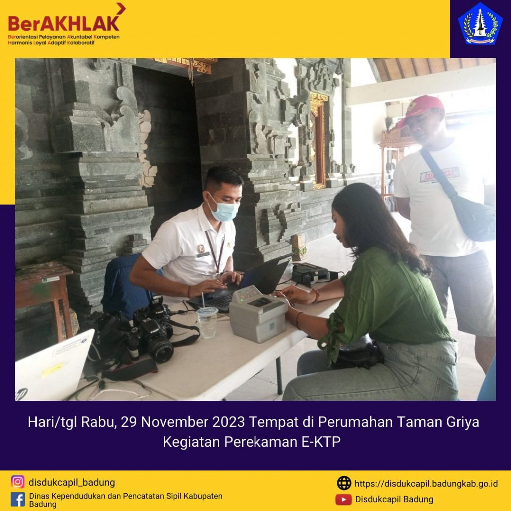 Tim Go Laying Adminduk Melaksanakan Jemput Bola Perekaman E-KTP hari ke-3 di Perumahan Taman Griya Jimbaran