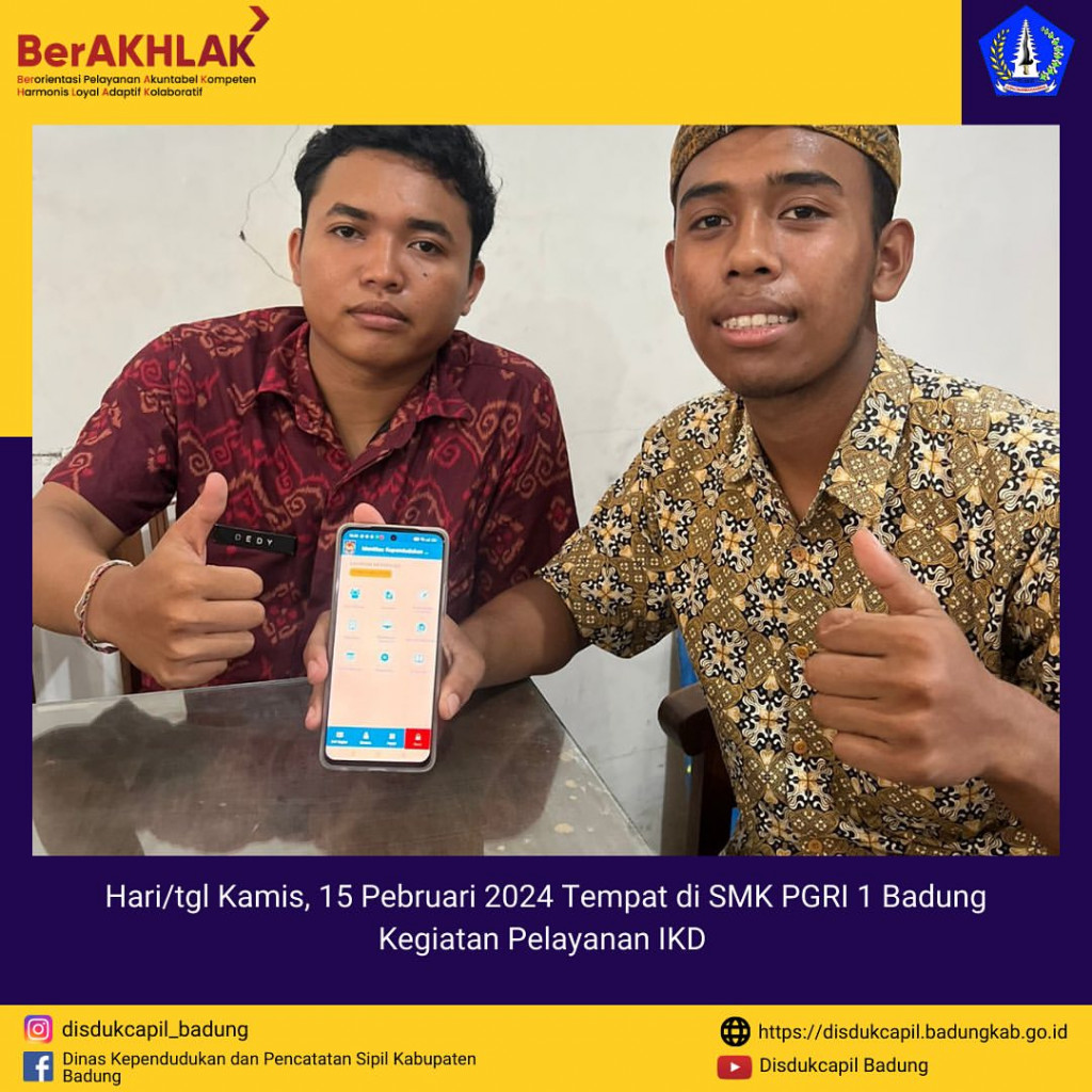 Tim Go Laying Adminduk Melaksanakan Pelayanan Identitas Kependudukan (IKD) di SMK PGRI 1 Badung