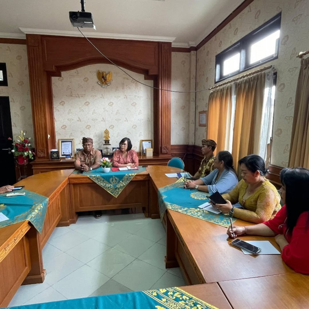 Kamis, 5 Desember 2024 Rapat Evaluasi Pelayanan Adminduk di Disdukcapil