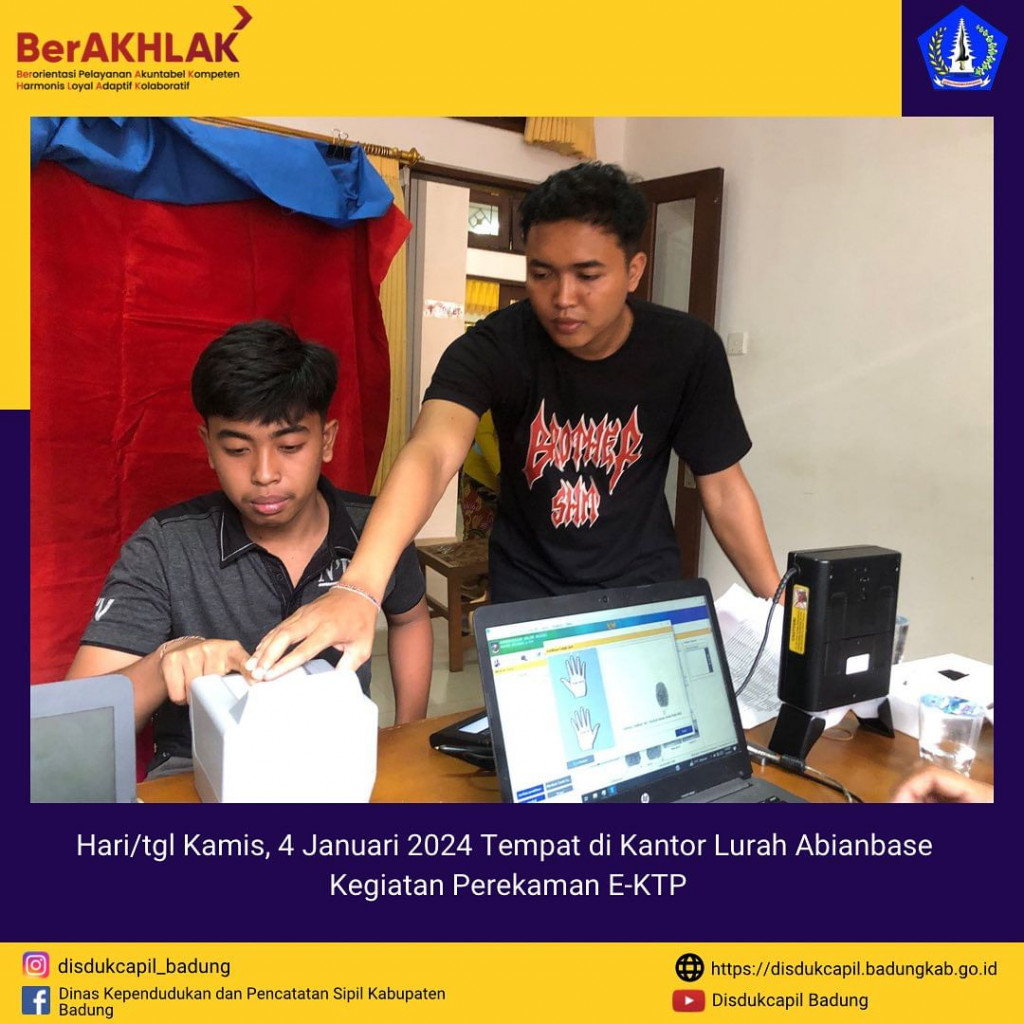 Tim Go Laying Adminduk Melaksanakan Jemput Bola Perekaman E-KTP di Kantor Lurah Abianbase