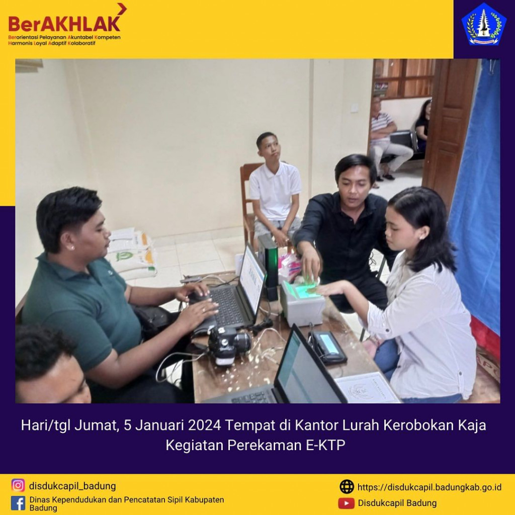 Tim Go Laying Adminduk Melaksanakan Jemput Bola Perekaman E-KTP di Kantor Lurah Kerobokan Kaja