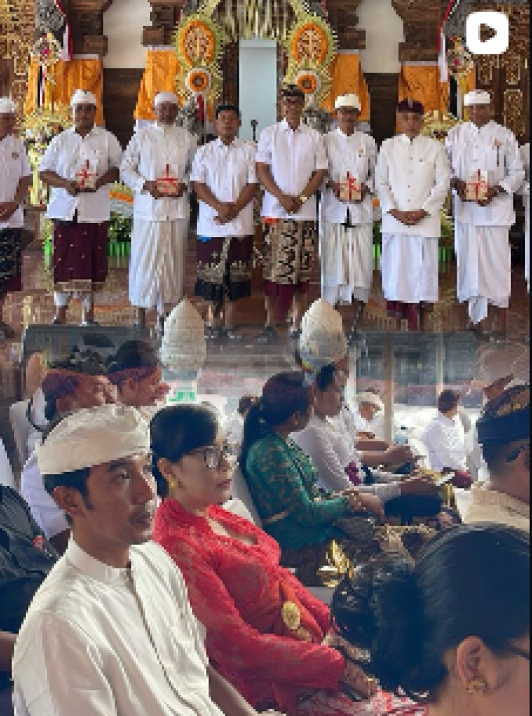 Pada Sabtu, 11 April 2026, Sekdis Disdukcapil Badung Menghadiri Dharma Santhi Hari Suci Nyepi di Wantilan Pura Puseh Desa Adat Kuta.