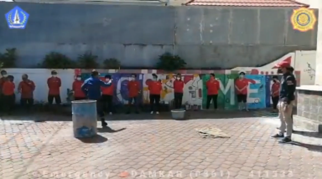 Edukasi Damkar di Yayasan Solemen Indonesia