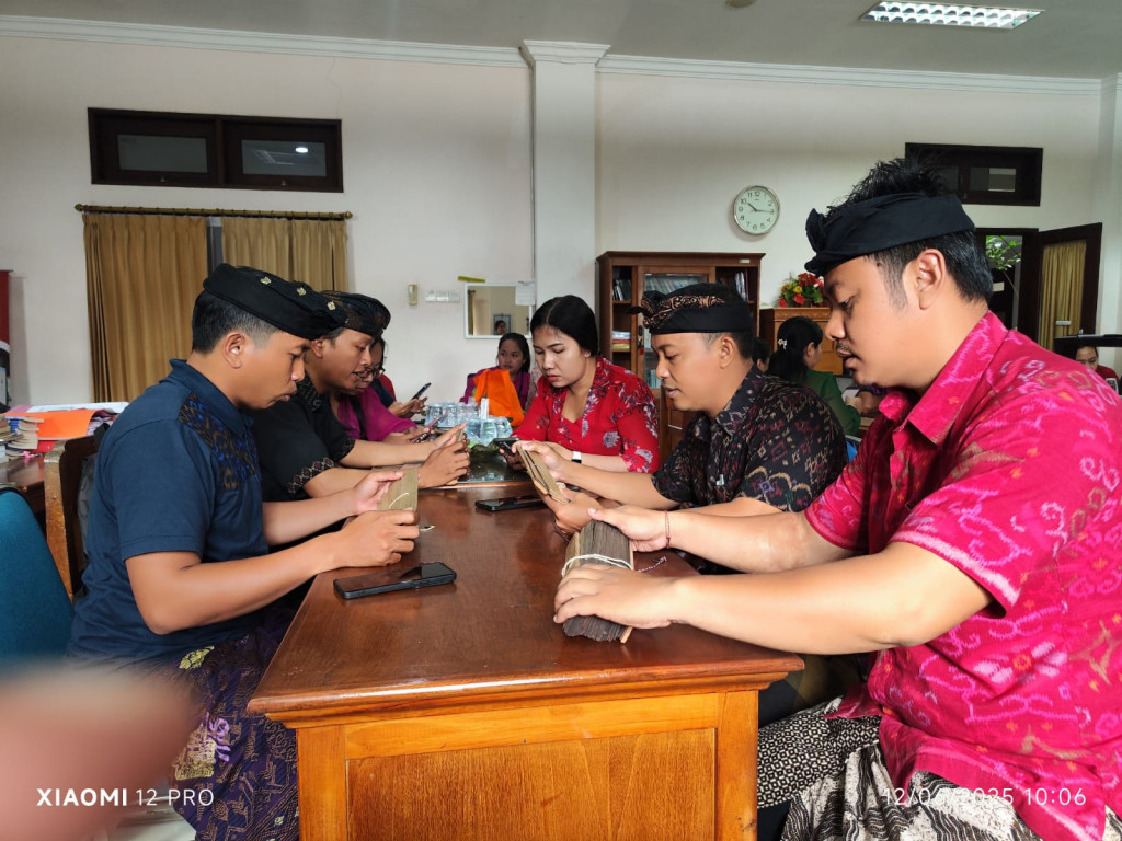 Pembuatan Katalog Lontar