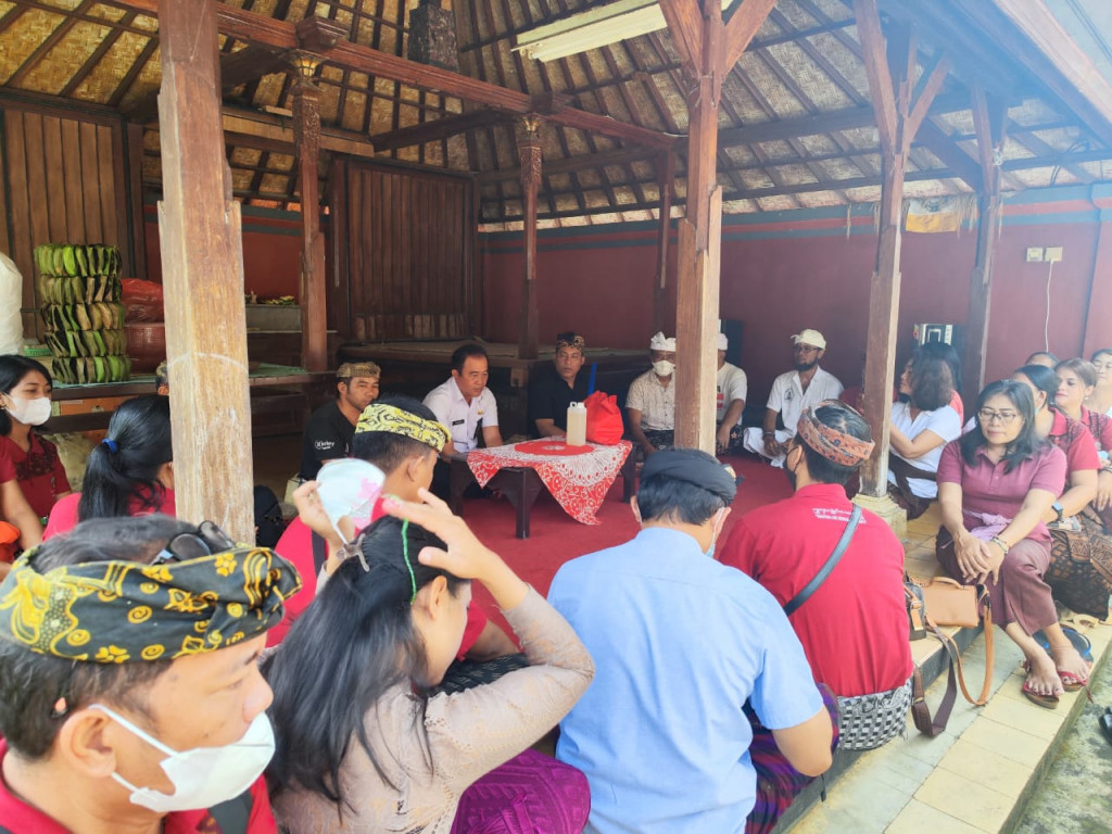 Penyerahan bantuan CSR BPD Bali