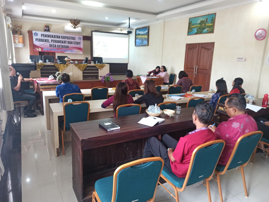 Bimtek Peningkatan Kapasitas Perbekel, Perangkat dan Staf Desa Getasan