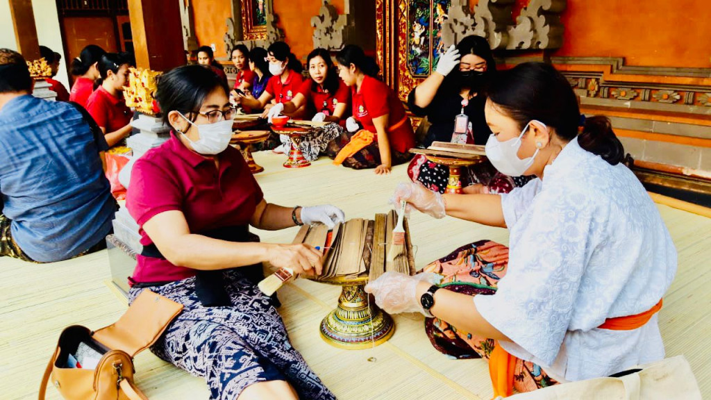 Penyerahan bantuan CSR dari BPD Provinsi Bali