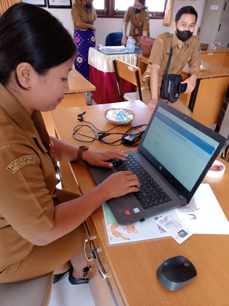 Tingkatkan Literasi Pelajar Dengan Perpustakaan Keliling dan Pemanfaatan Kartu Wali Sakti