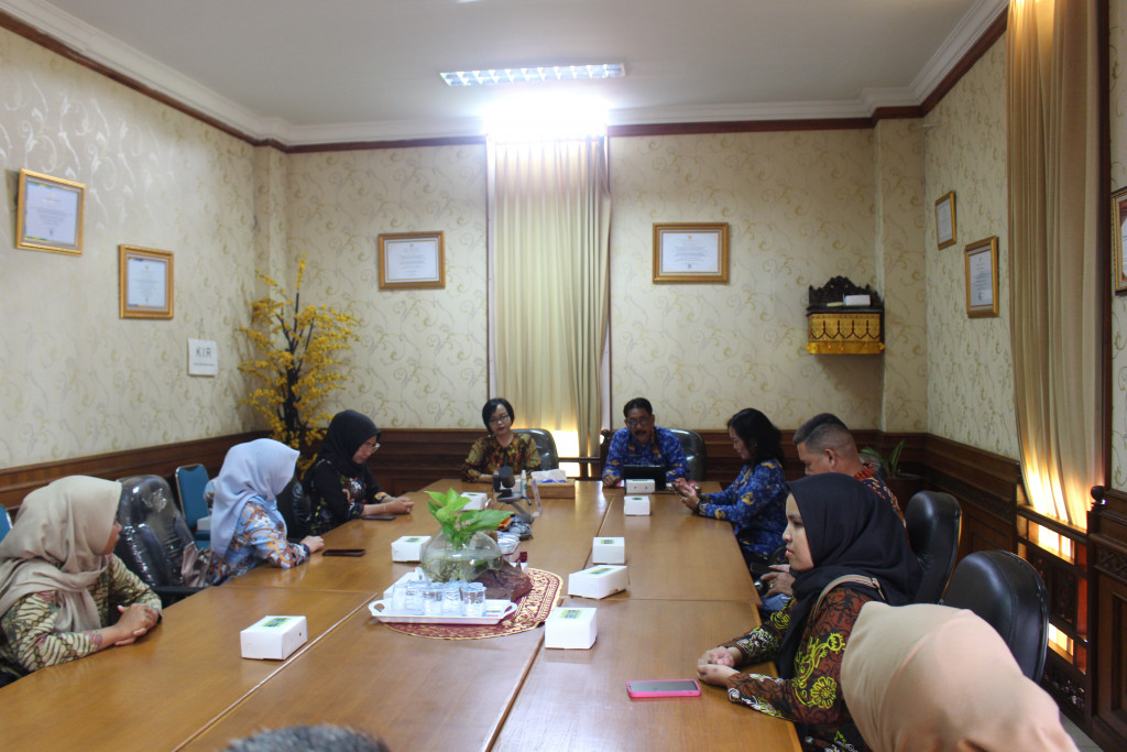 Studi Tiru Dinas Perpustakaan dan Arsip Pemerintah Kota Balikpapan