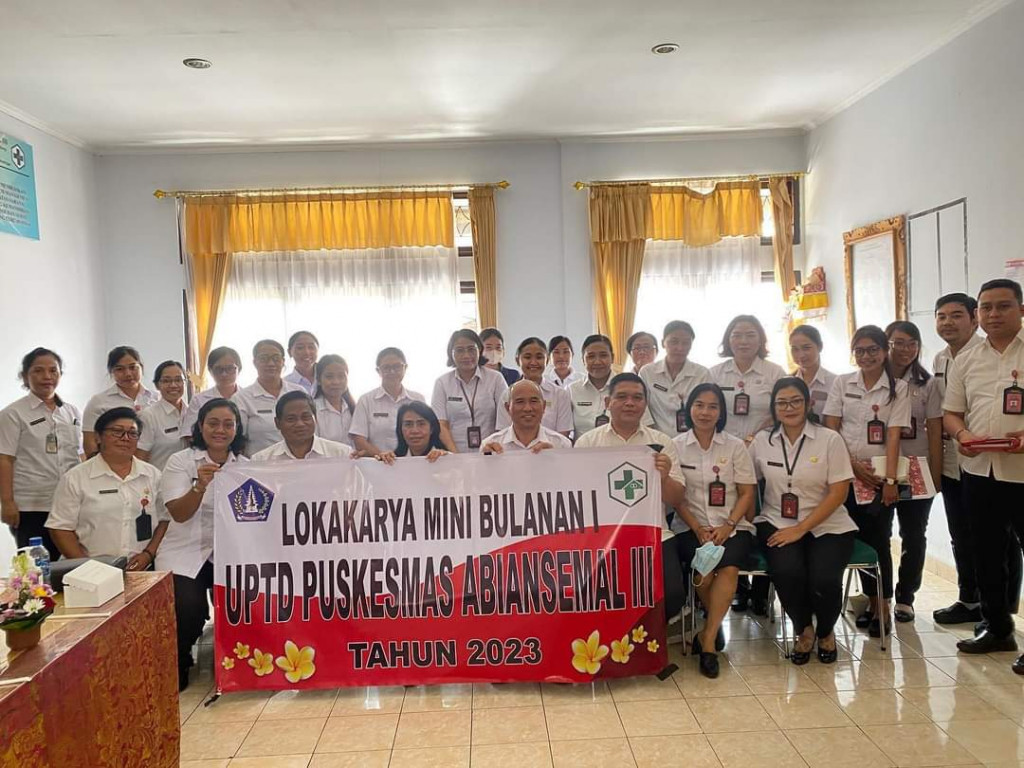 LOKAKARYA MINI BULANAN 1 PUSKESMAS ABIANSEMAL 3