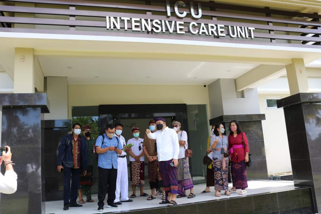 KUNJUNGAN KADIS KESEHATAN KE PUSKESMAS ABIANSEMAL 1