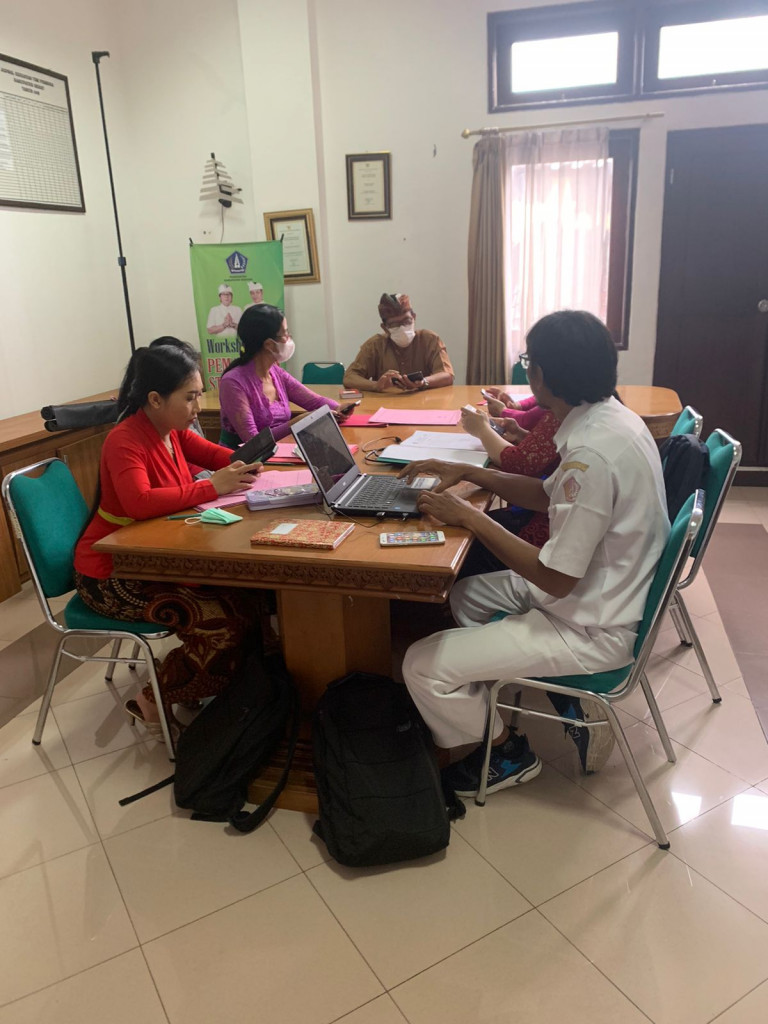 PRA UKOM ASISTEN APOTEKER