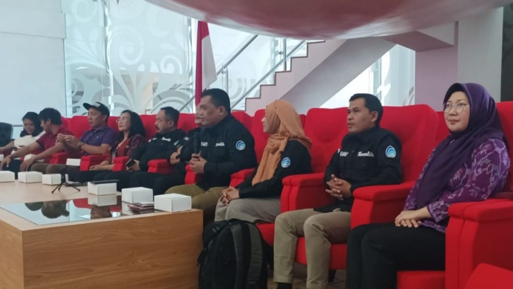 Kominfo Kabupaten Badung menerima kunjungan studi Tiru Diskominfo Kabupaten Sukoharjo