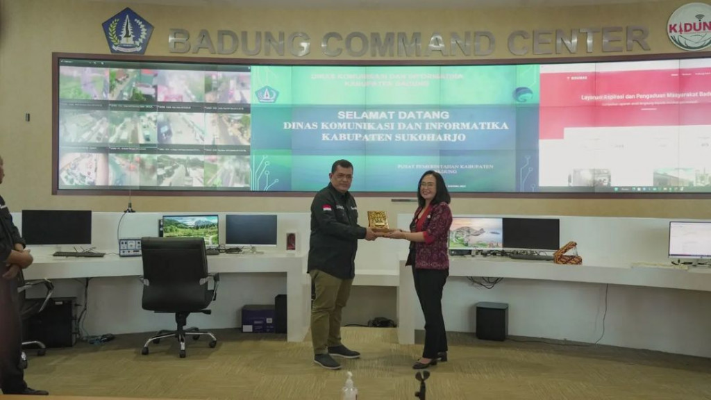 Dinas Komunikasi Dan Informatika Kabupaten Badung menerima kunjungan kerja Diskominfo Kabupaten Sukoharjo yang diterima oleh Kabid Santik beserta jajarannya.