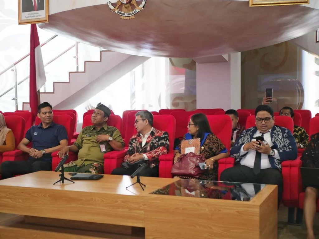Kepala Dinas Komunikasi Dan Informatika Kabupaten Badung menjadi narasumber Studi Lapangan Pelatihan Kepemimpinan Pengawas ( PKP ) Angkatan VI Provinsi Nusa Tenggara Timur Tahun 2023
