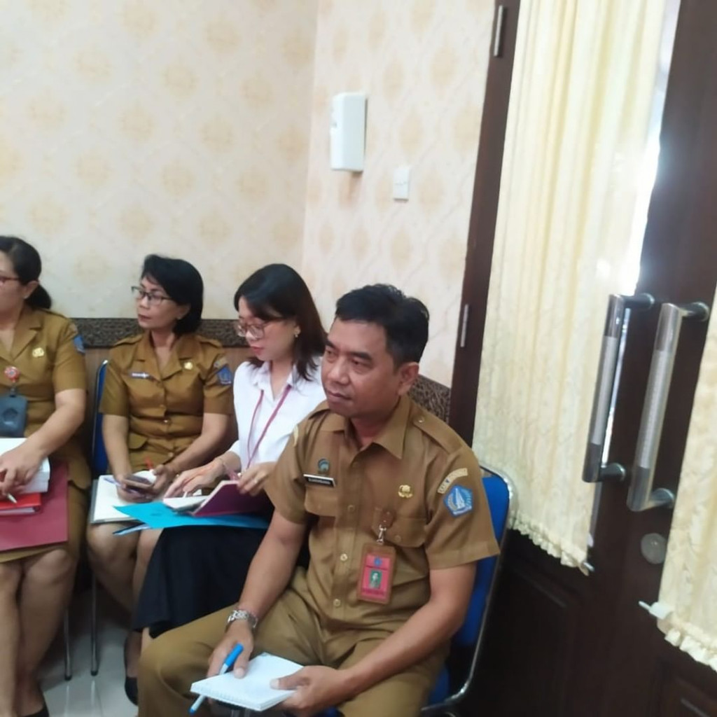 Rapat Lintas Sektor OPD terkait Pengukuhan Desa/Kelurahan Ramah Perempuan dan Peduli Anak di Ruang Tulip Dinas P2KBP3A Kabupaten Badung