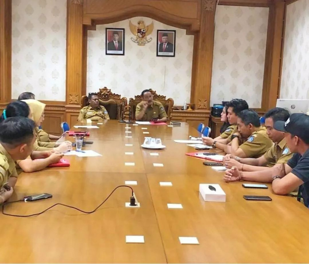 Rapat Percepatan dan Penilaian Penerapan Sistem Kerja Untuk Penyederhanaan Birokrasi di Lingkungan Pemerintahan Kabupaten Badung