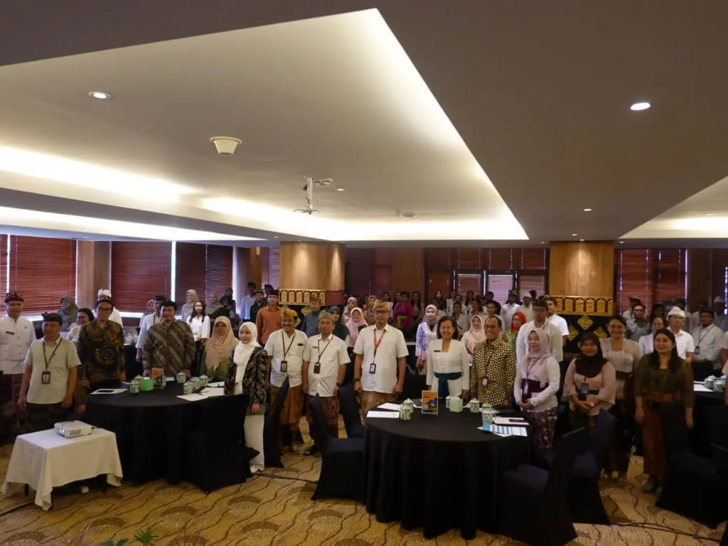 Evaluasi Kegiatan Passenger Exit Survey dan Peningkatan Kualitas Data Pariwisata