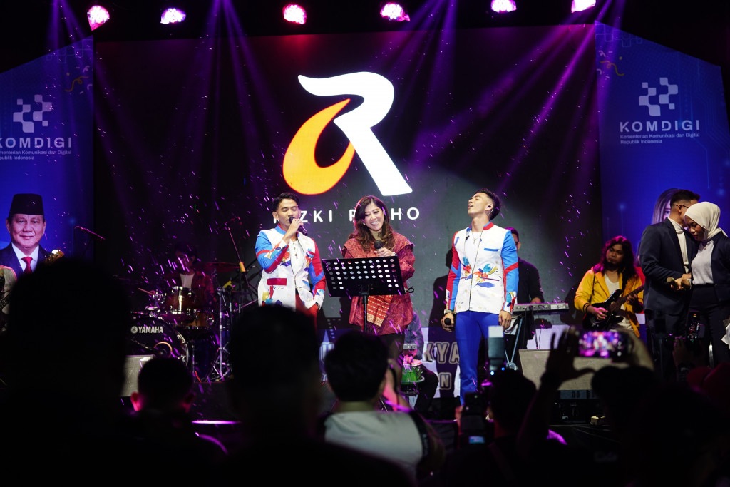 Menkomdigi: Orang Tua Garda Terdepan Pelindung Anak di Ruang Digital
