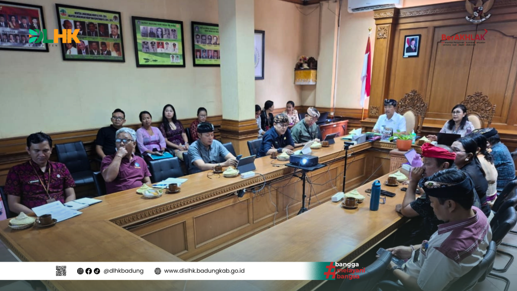 Rapat Pembahasan Rencana Persiapan Percepatan Pengadaan Pengelolaan Persampahan