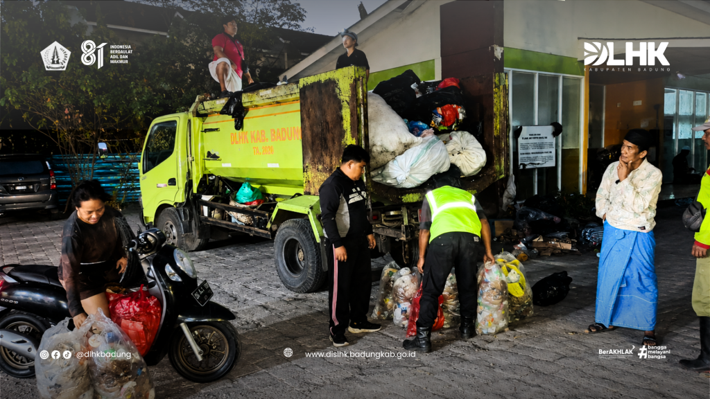 Tetap Konsisten Pilah Sampah Sesuai Jenis dan Jadwal,di Drop Point  Palan Griya Mandala Tuban, Kuta