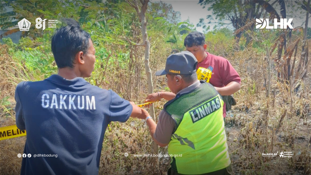 Perkuat Pengawasan, PPLHD Line Dipasang untuk Cegah Pembakaran Sampah di Pantai Kedonganan