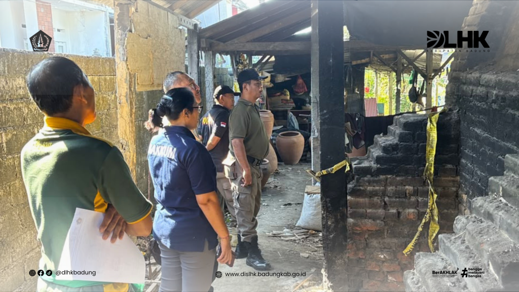 Tim Gakkum DLHK Badung Lakukan Verifikasi Lapangan Terkait Aktivitas Pembakaran Gentong