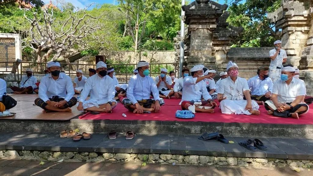 Perayaan Rahina Tumpek Uye dengan Upacara Danu Kerthi