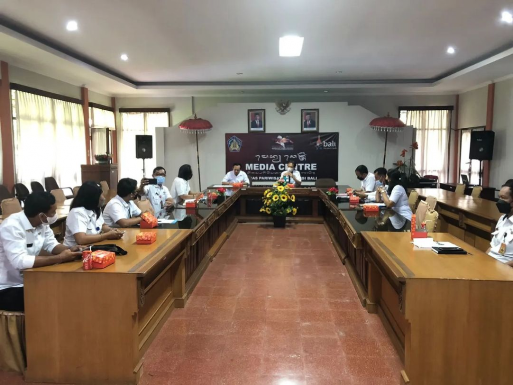 Rapat Kerjasama Program Toilet Pintar di Destinasi Wisata